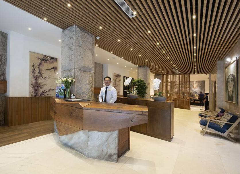 Front desk Photo
