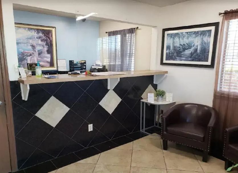 Front desk Photo