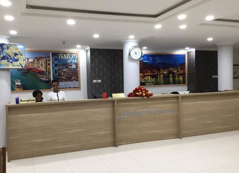 Front desk Photo
