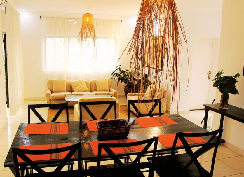 Dining room Photo