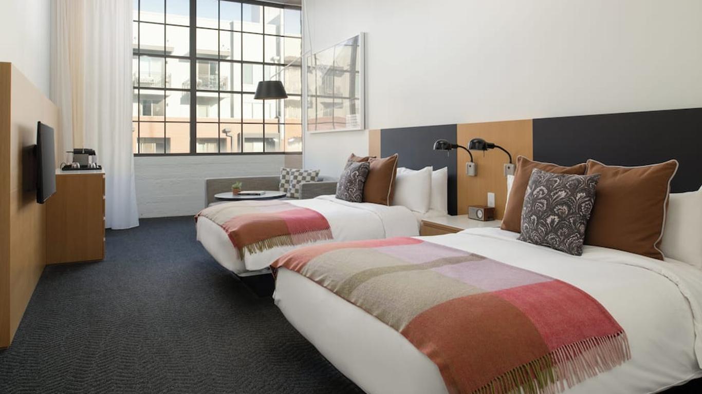 Fordson Hotel