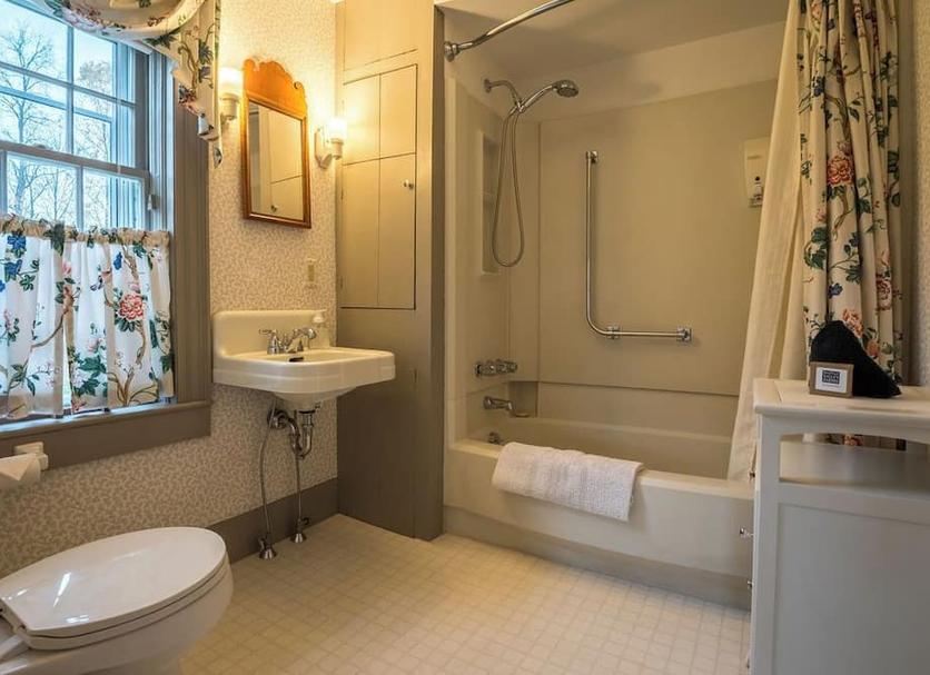 Bathroom Photo