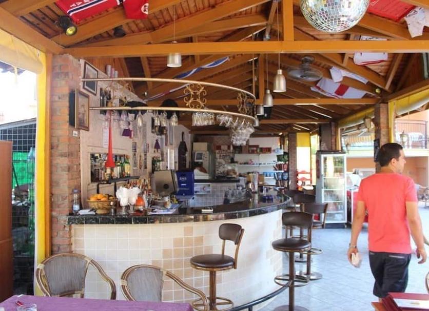 Bar Photo