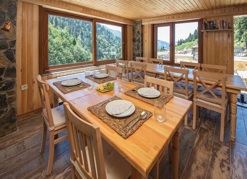 Dining room Photo