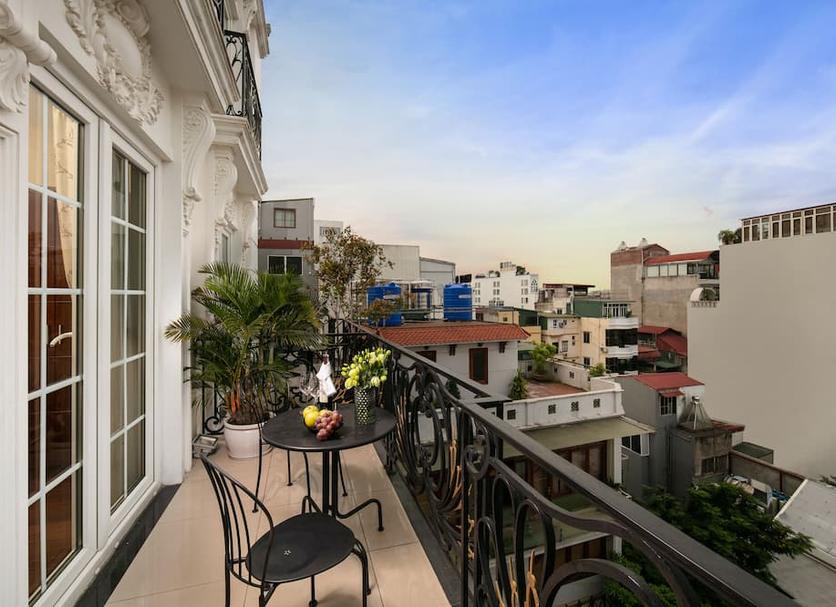 Balcony Photo