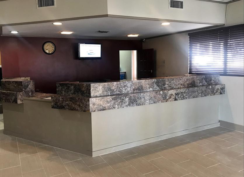 Front desk Photo