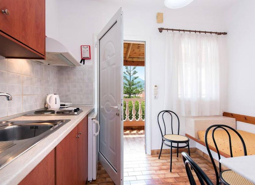 Kitchen Photo