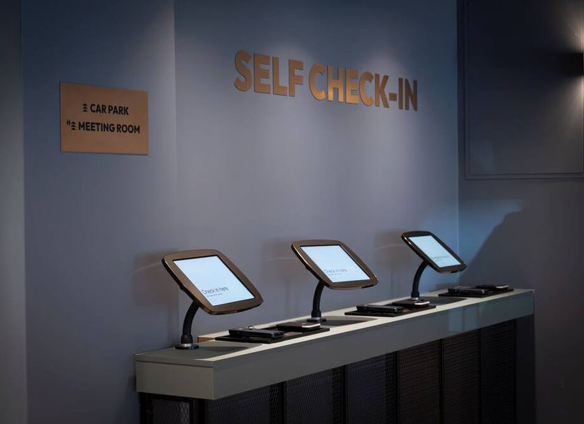 Business center Photo