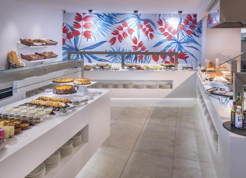 Buffet Photo