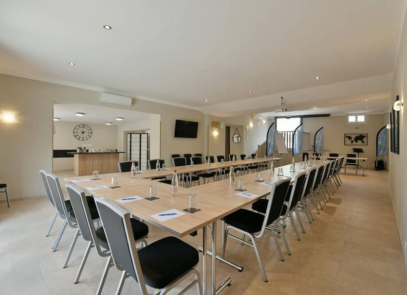 Conference room Photo