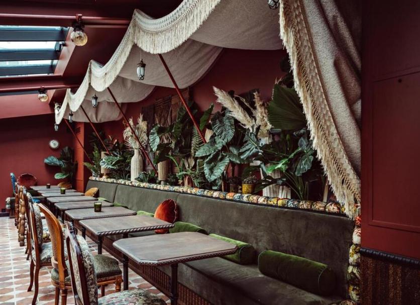 Restaurant Photo