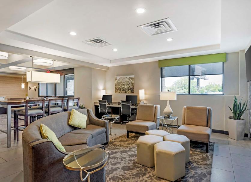 Lounge Photo
