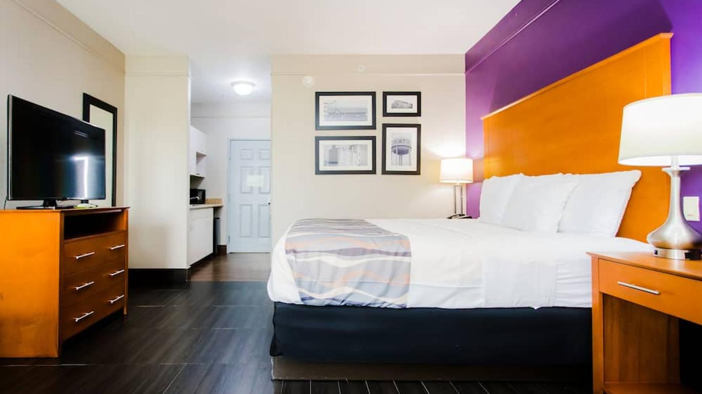 Palacio Royale Inn Signature Katy