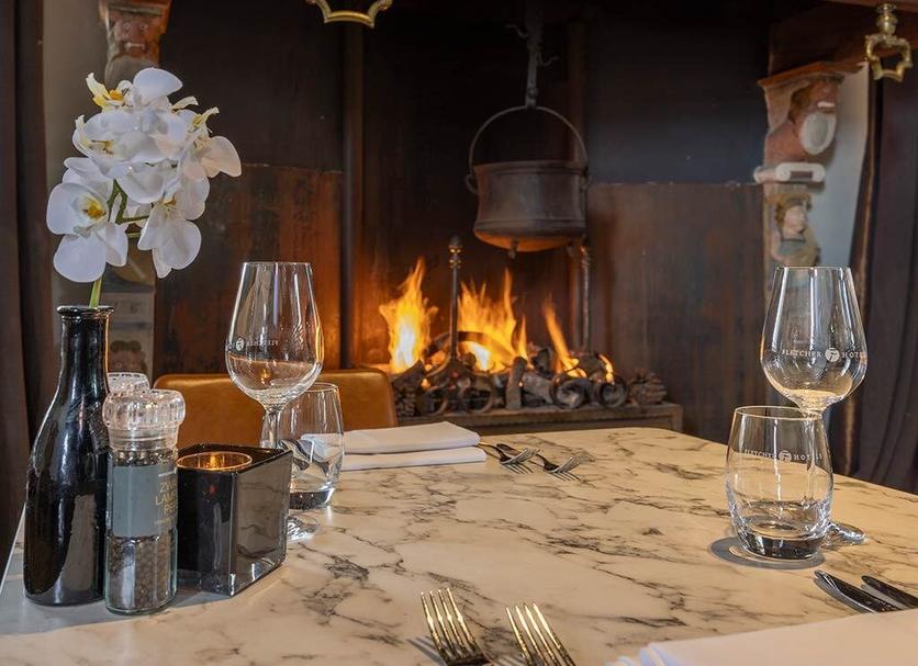 Restaurant Photo