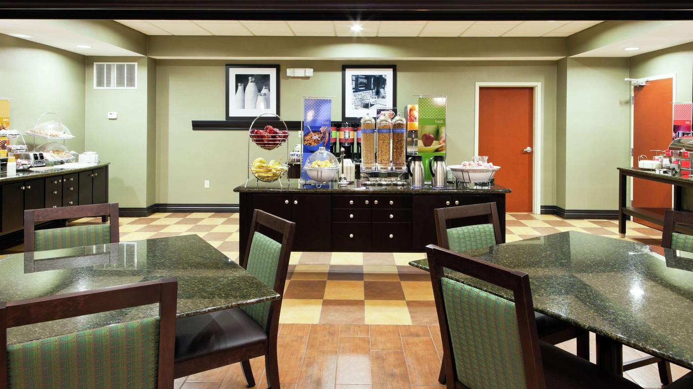 Hampton Inn & Suites Middlebury