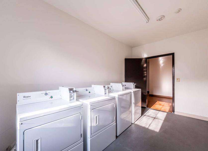 Laundry facility Photo