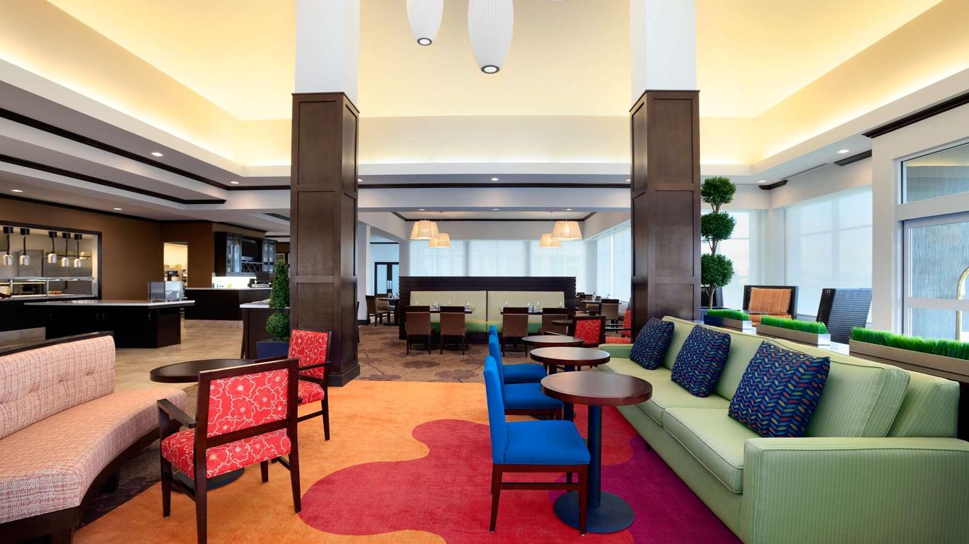 Hilton Garden Inn Edmonton International Airport