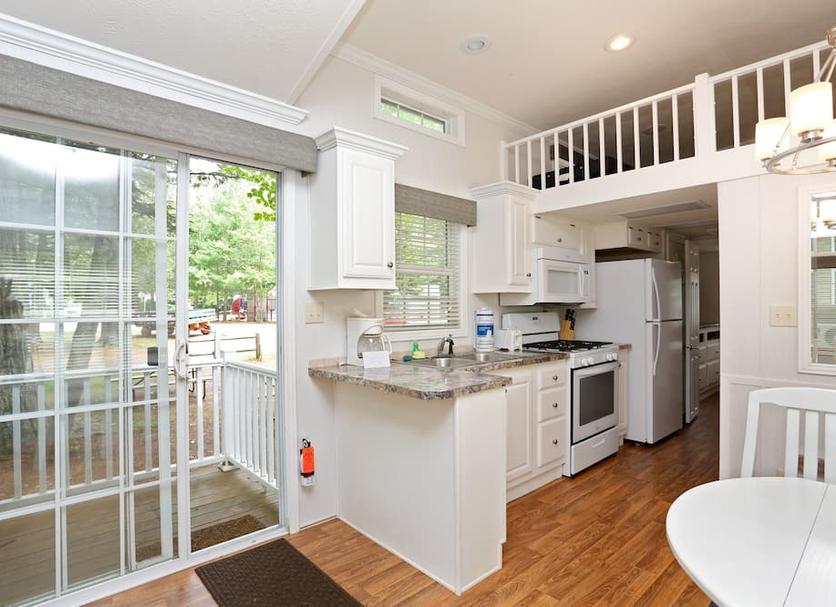 Kitchen Photo