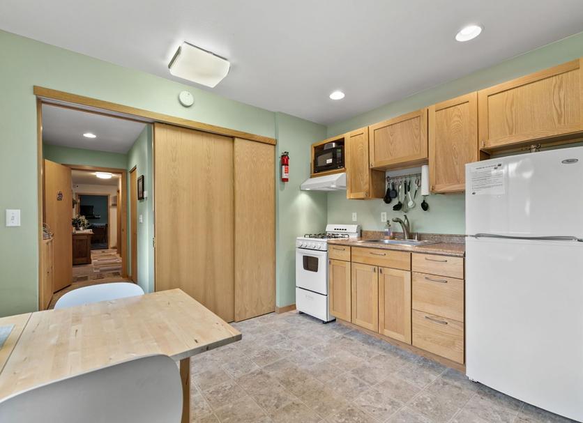 Kitchen Photo