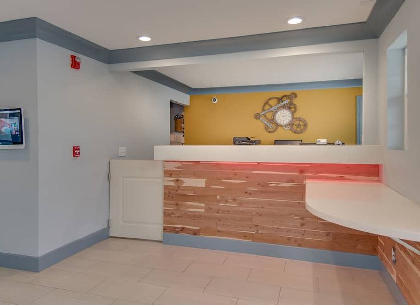 Front desk Photo