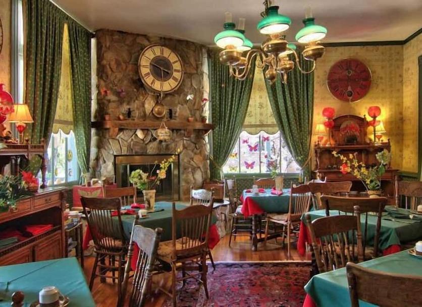 Restaurant Photo