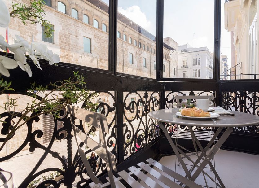 Hotel San Lorenzo Boutique, Valencia balcony with table setting and street view