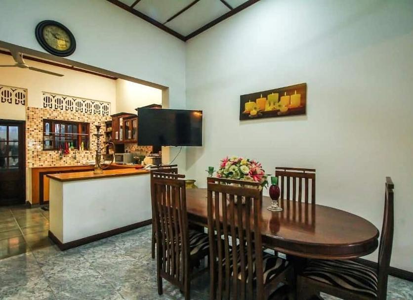 Dining room Photo