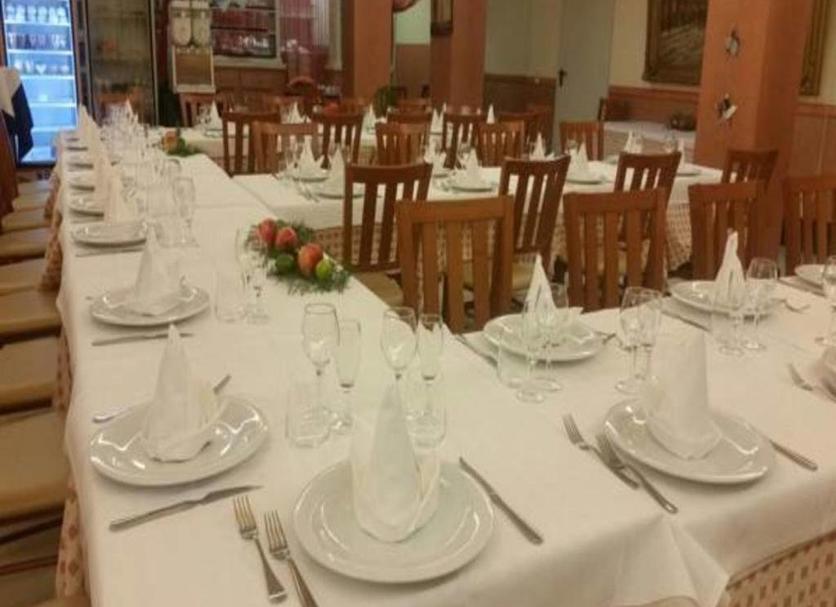 Banquet hall Photo