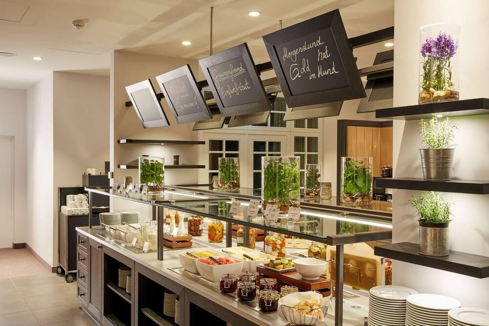 Buffet Photo