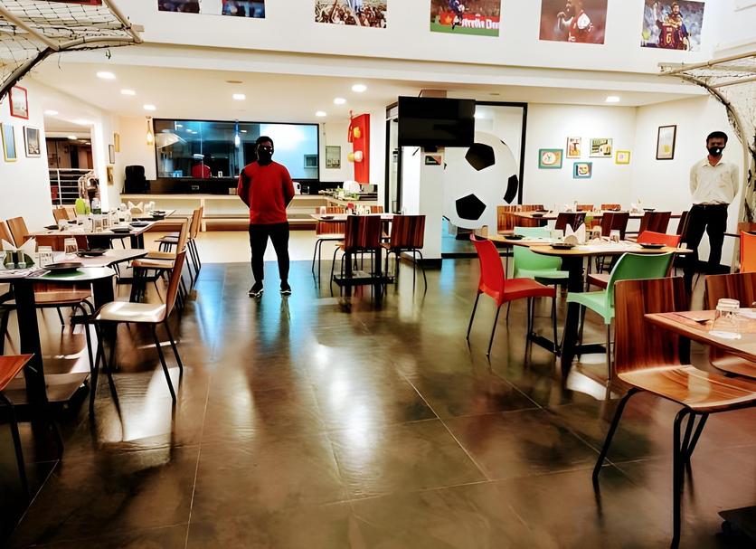 Restaurant Photo