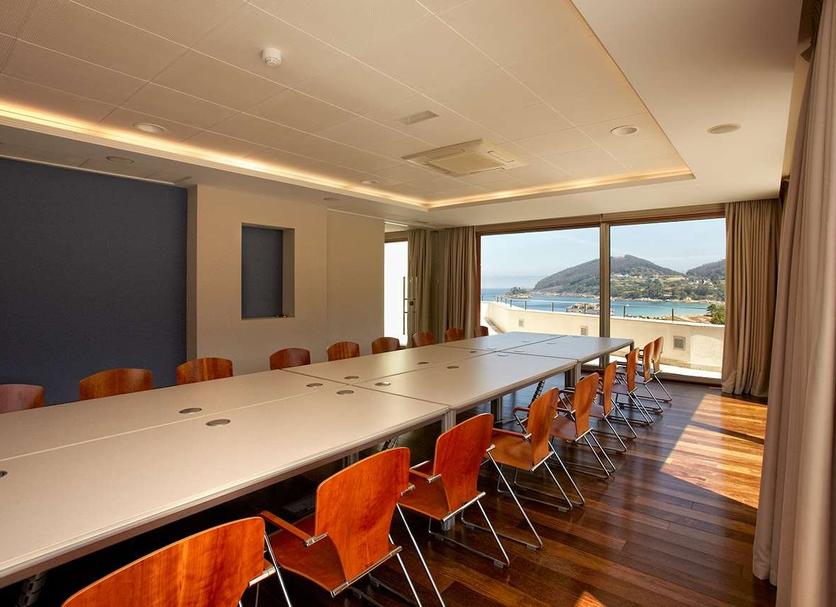Conference room Photo