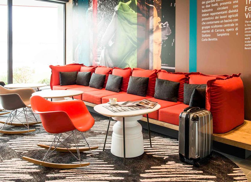 Lounge Photo