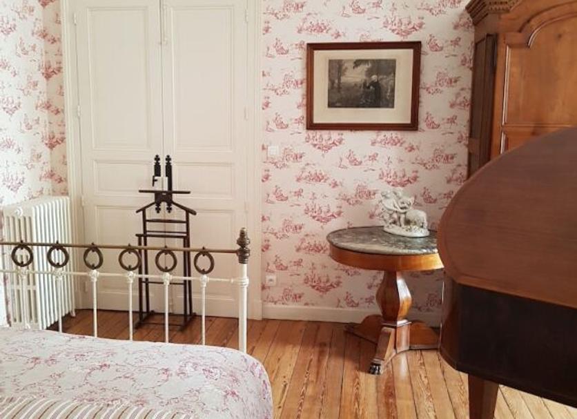 Bedroom Photo