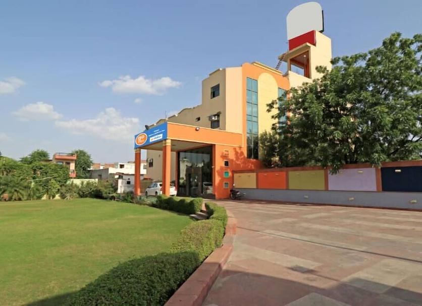 Building Photo