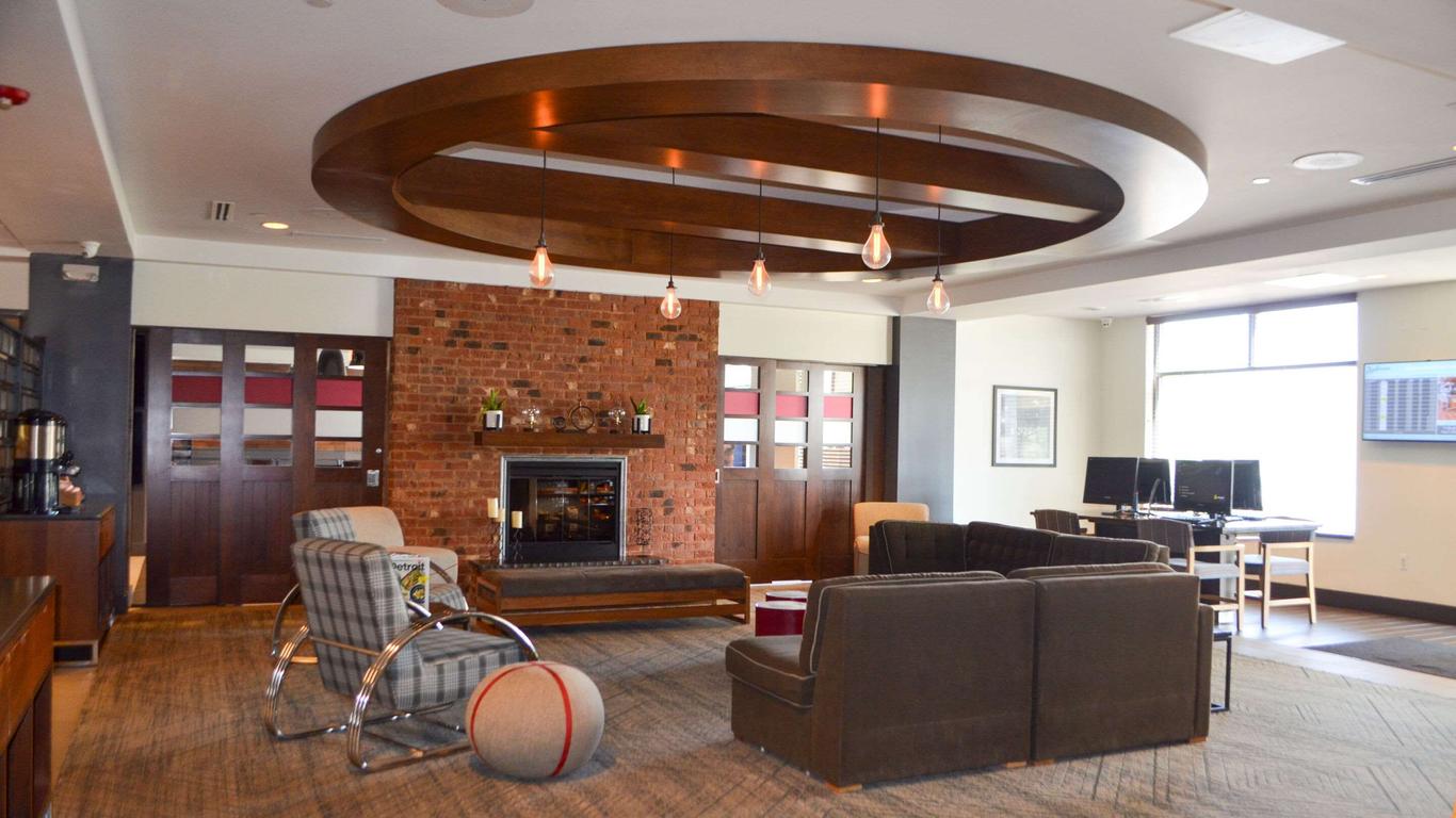 Radisson Hotel Detroit Metro Airport