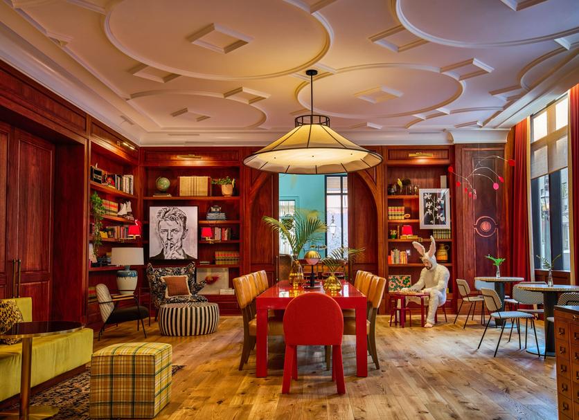 Restaurant Photo