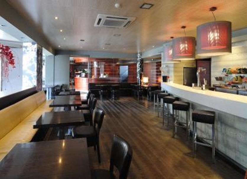 Bar Photo