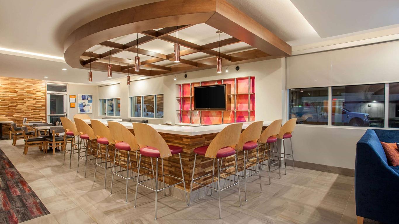 La Quinta Inn & Suites by Wyndham Madera