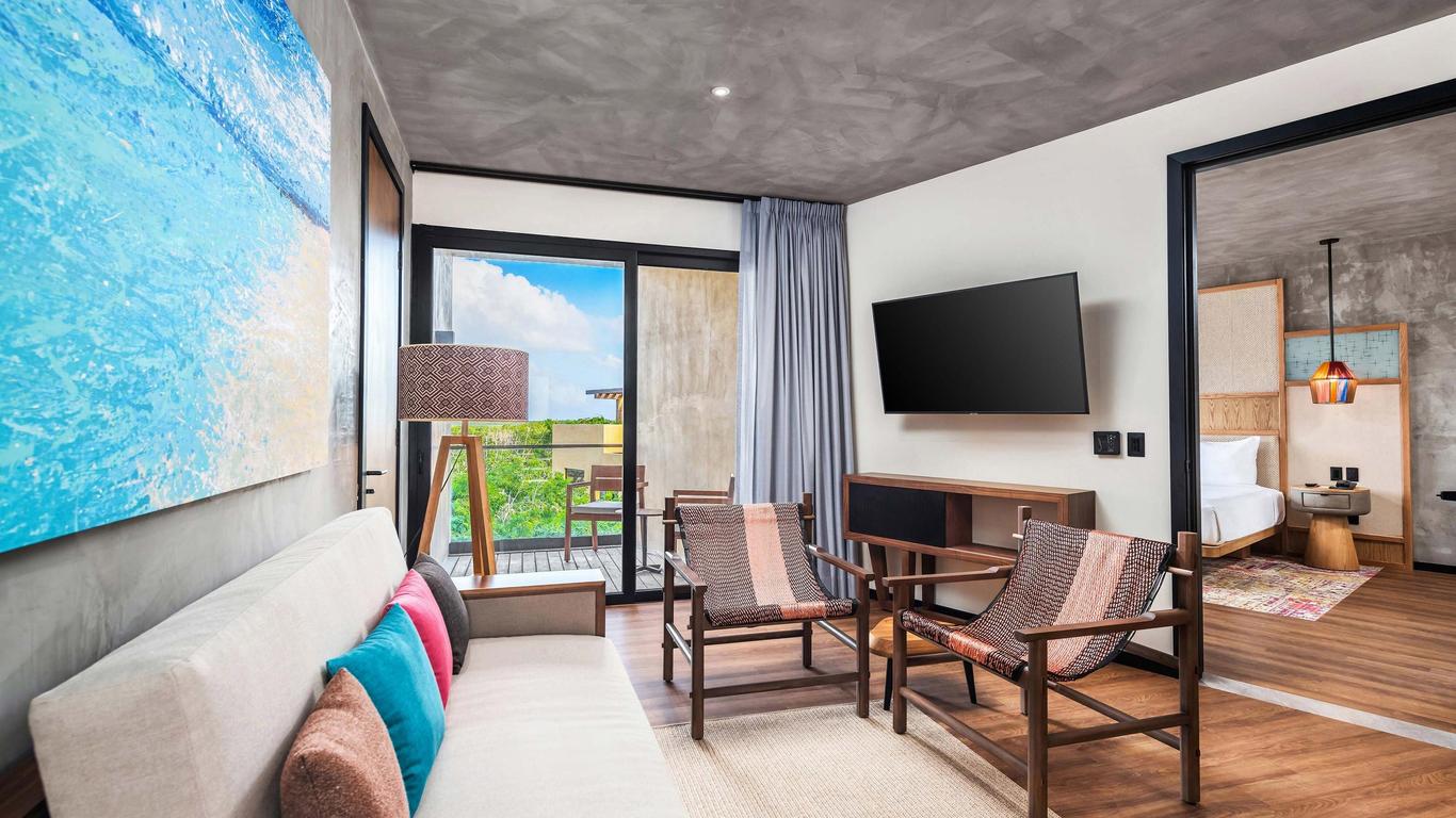 Aloft Tulum