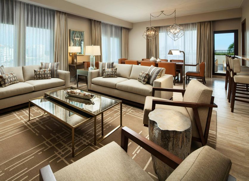 The Santa Maria, a Luxury Collection Hotel & Golf Resort, Panama City suite with seating area and golf course view