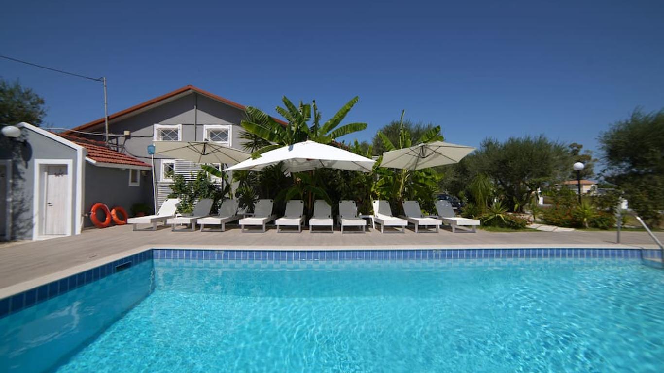 Mirsini Studios & Apartments