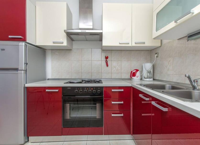Kitchen Photo