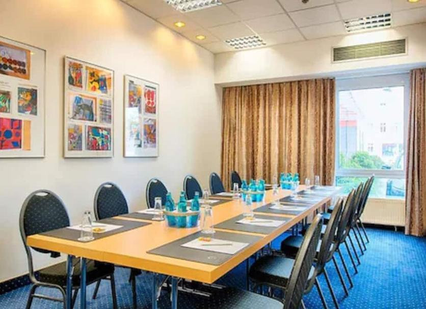 Conference room Photo