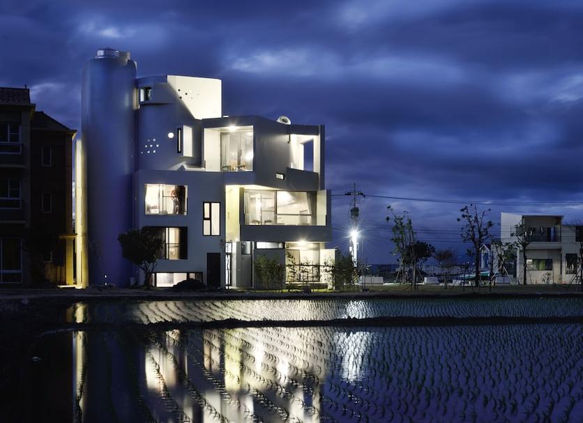 Building Photo