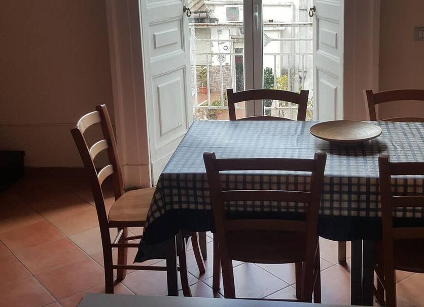 Dining room Photo