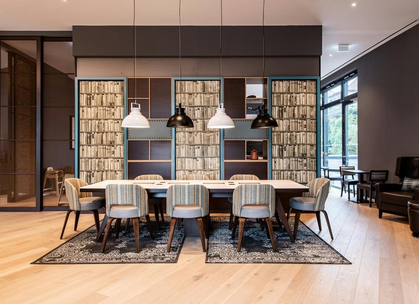 Dining room Photo