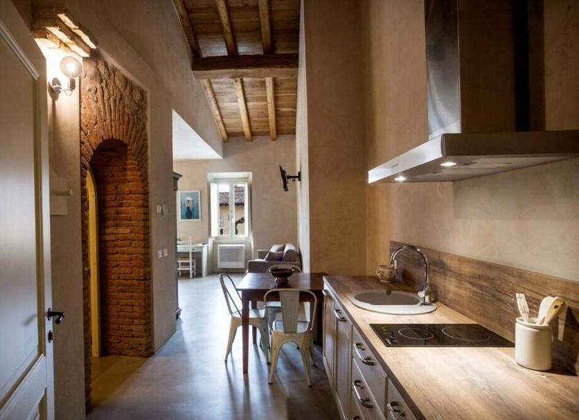 Kitchen Photo