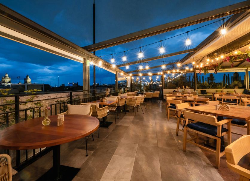 Restaurant Photo