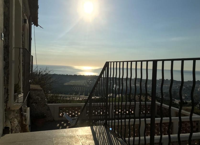 Balcony Photo