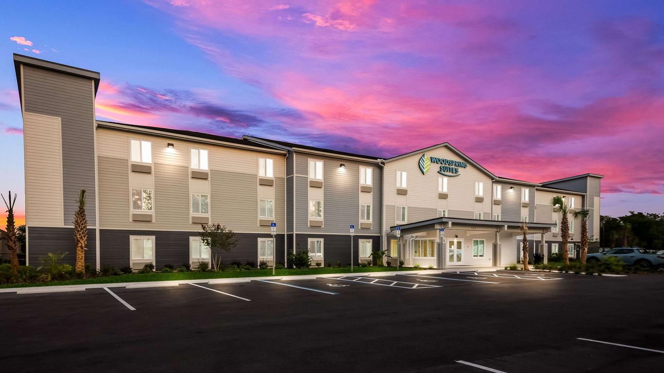 Woodspring Suites Inverness